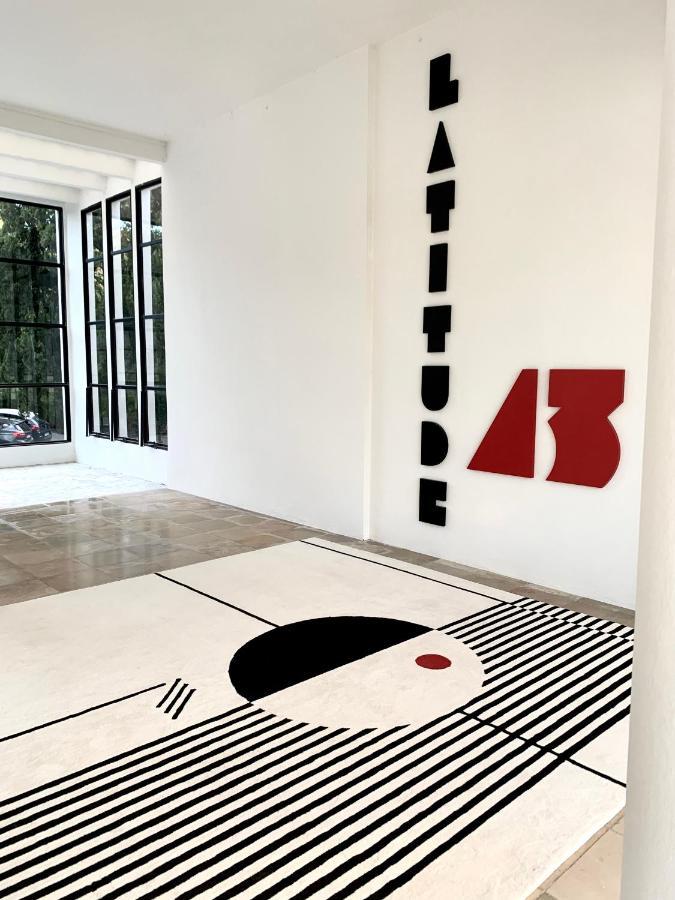 Elegant Studio Et Parking Dans Batiment Historique *