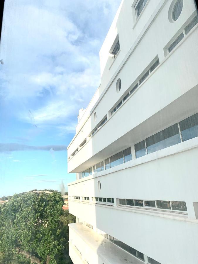 Elegant Studio Et Parking Dans Batiment Historique Appartement Saint-Tropez